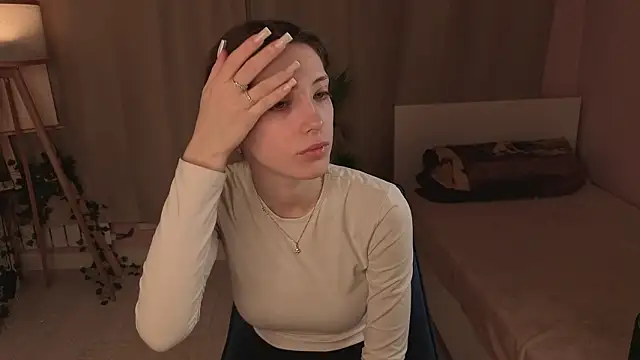 BrianneMallory online show from March 9, 6:05 am