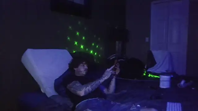 Derrick7799 online show from February 7, 2:15 am