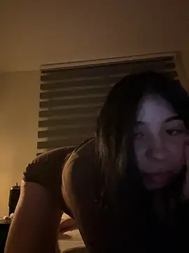 evelynrosess1 online show from April 29, 3:43 am