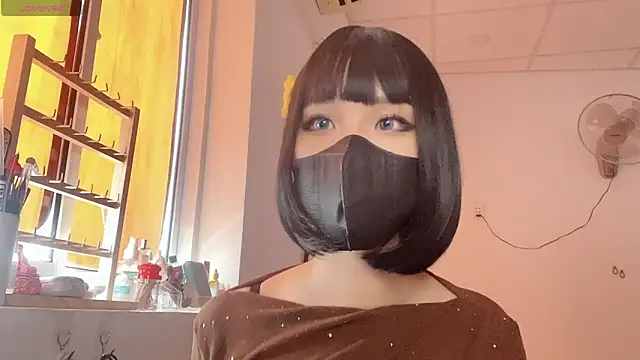 Tieu-May online show from February 15, 7:51 am