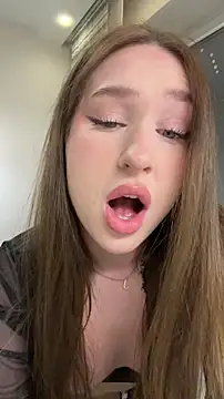 cuteeyesbaby online show from January 10, 3:44 am