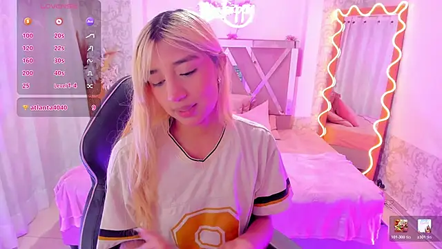 IRINA TAY1 online show from April 23, 3:36 am