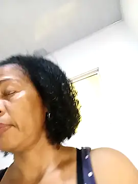 IIv0ryN0IIReX-XX online show from January 15, 9:10 pm