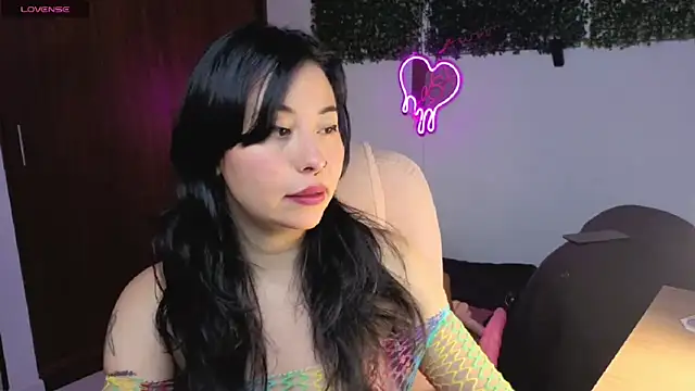 LolaOpalX online show from April 22, 12:29 am