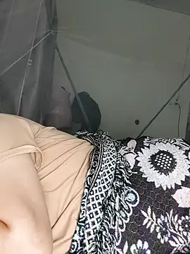 donaaa2 online show from April 22, 9:01 pm