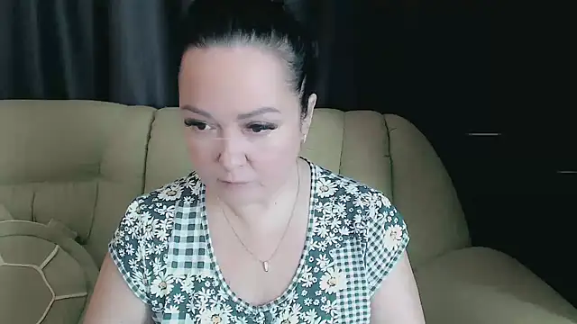 Snapshot of infinity_loveliness chatting on September 19, 6:45 am infinity loveliness online show from September 19, 6:45 am