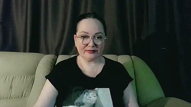 infinity loveliness online show from April 28, 7:45 am