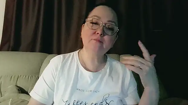 infinity loveliness online show from April 22, 8:11 am