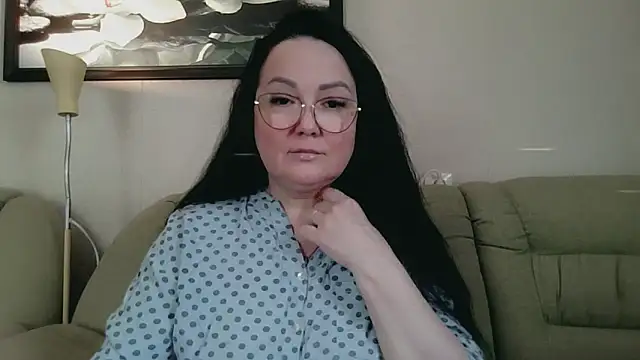 infinity loveliness online show from April 23, 8:11 am