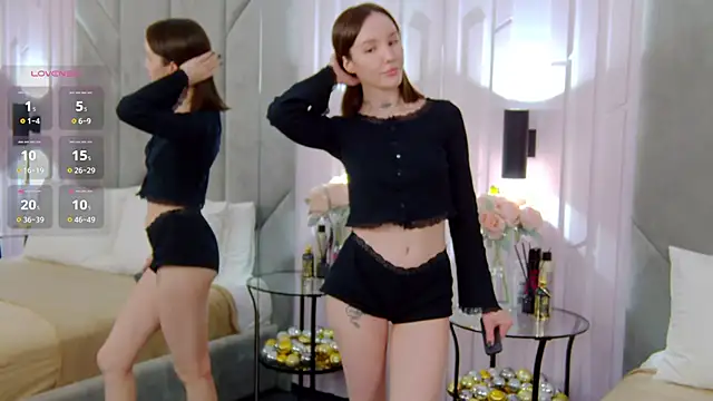 SouthLily online show from January 11, 1:32 am