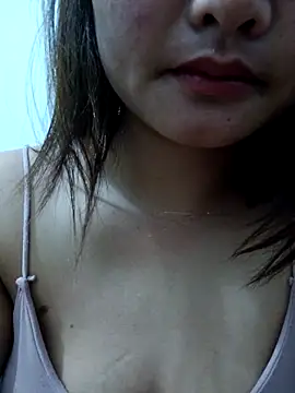 Sweet--Sexy online show from April 5, 8:30 pm