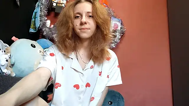 TiaraHenegan online show from January 16, 7:37 am