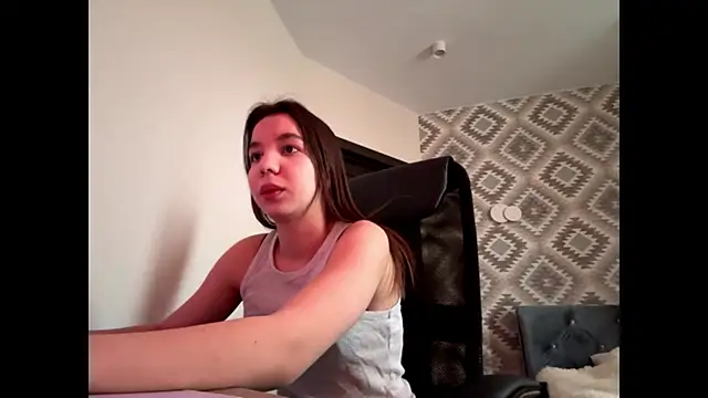 tiffanyrap online show from January 16, 7:15 am