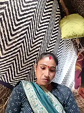 lodhi8080 online show from February 5, 6:38 am