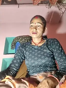 lodhi8080 online show from April 28, 7:12 am