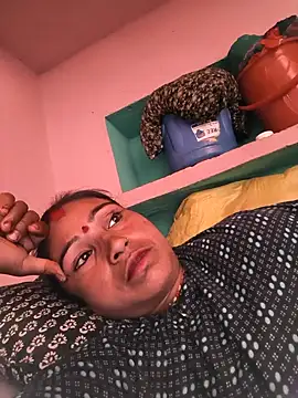 lodhi8080 online show from April 23, 8:33 am