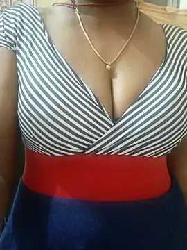 Meena Meenakshi online show from April 3, 7:01 pm