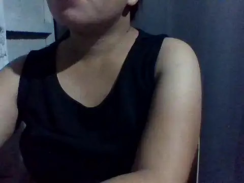 sweetprinces08 online show from April 23, 12:29 pm