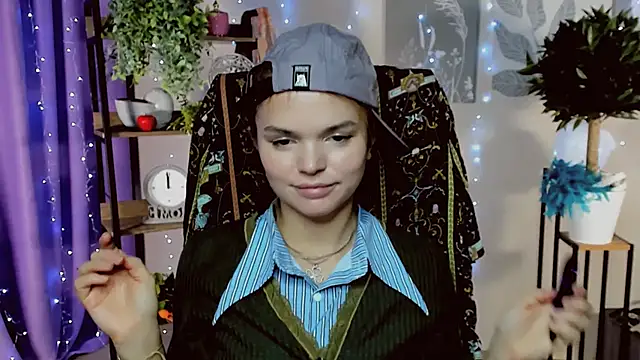 SaraGolben online show from January 16, 9:49 am