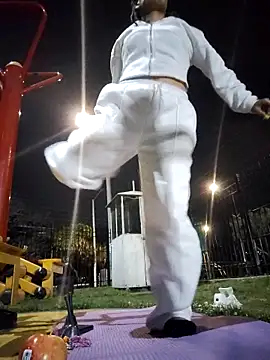 laperracobarde online show from February 28, 2:22 am