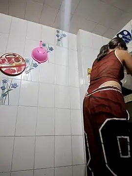 laperracobarde online show from March 6, 12:06 am