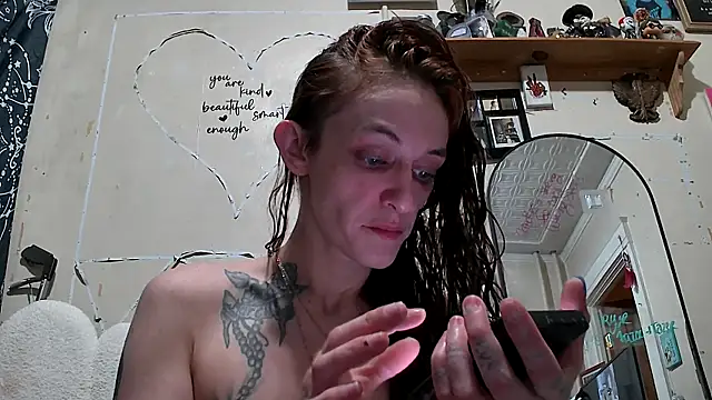 SultryEroticSlut online show from June 28, 6:42 am