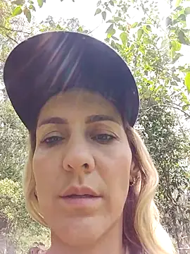 Monita Med online show from April 19, 6:10 pm