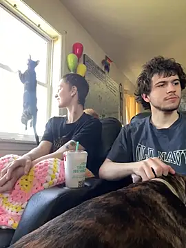 SugarNCinnamon online show from March 8, 6:23 pm