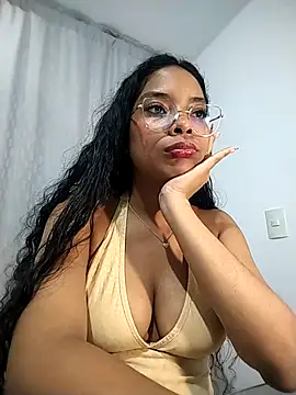 KATALINA SANTANA  online show from April 28, 12:19 am