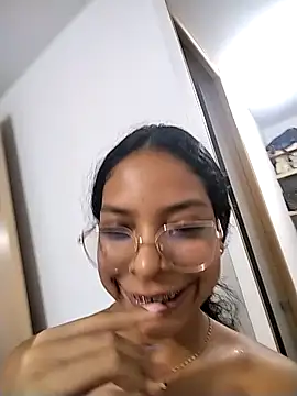 KATALINA SANTANA  online show from March 2, 5:08 am