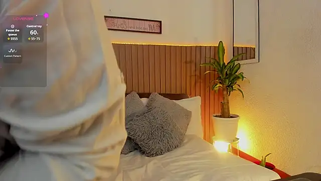 IndieMiller online show from March 11, 11:36 am