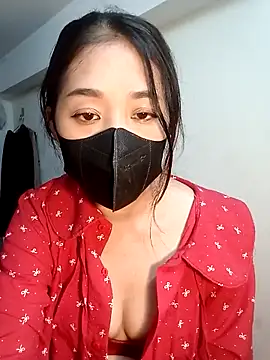 Xukaa loveu online show from January 6, 7:45 am