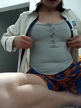 yumyum112 online show from March 7, 2:46 pm