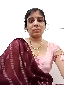 Hot ree85 online show from April 24, 12:30 pm