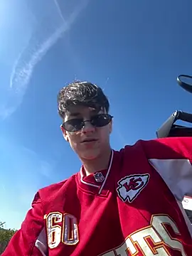 ravenryx online show from April 25, 1:41 pm