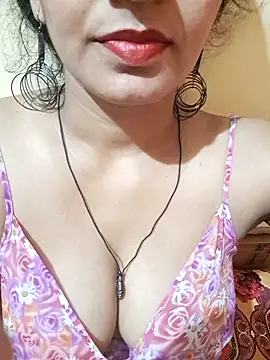 MILFybar online show from May 5, 8:12 pm