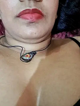 MILFybar online show from April 28, 7:18 pm