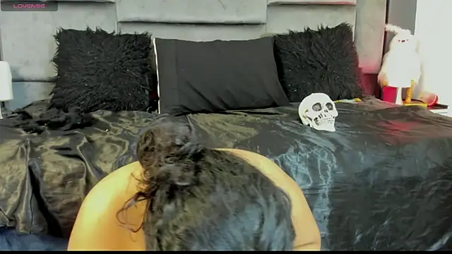 Jessica Beltrann online show from April 23, 4:42 pm