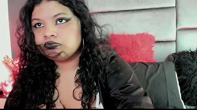 Jessica Beltrann online show from April 18, 7:40 pm