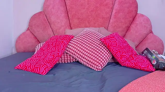 AmberStonne   online show from April 21, 3:02 am