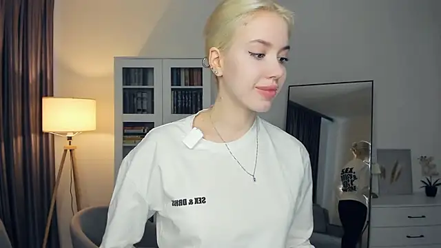 beauty cutiepie online show from January 10, 7:57 am