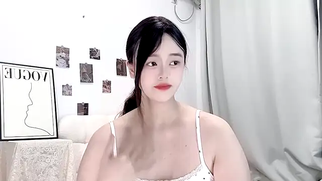 sunny-ly online show from April 23, 5:04 pm