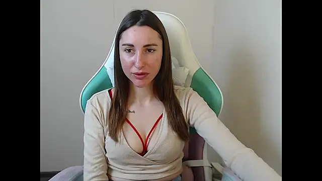 cammila horn online show from February 25, 6:23 am