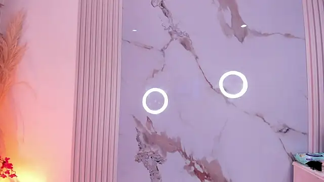 NatashaTaylor1 online show from April 28, 3:00 am