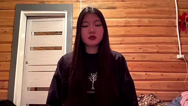 EriVibe online show from January 7, 5:38 pm