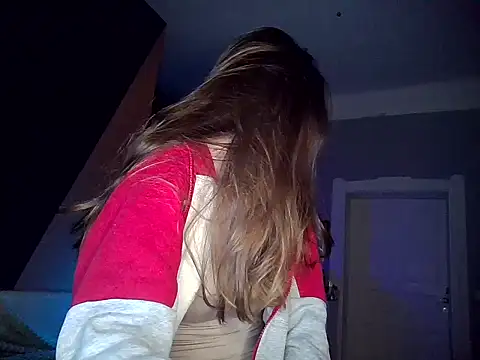 sofi tom online show from March 23, 7:42 pm