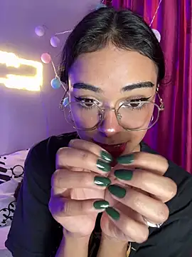 Iam Lyan  online show from March 5, 6:26 pm