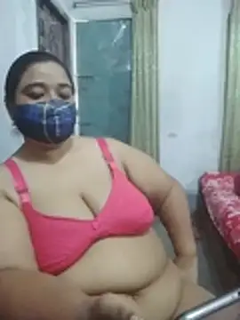 momo loves online show from April 21, 3:02 am