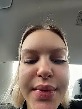 AshleyMur online show from April 27, 4:42 am