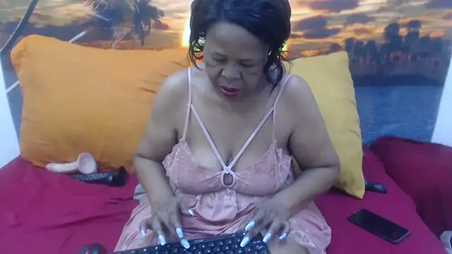 SEXY MATURExx online show from April 23, 12:29 pm